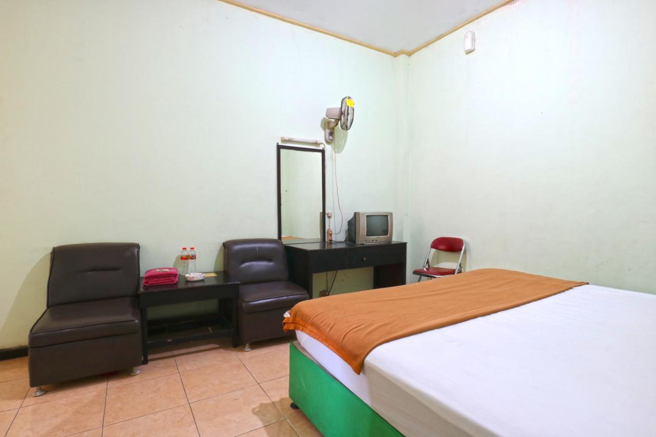 Hotel Camelia Malang Bagian luar foto